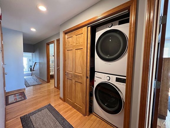 5th image of 280 N End Blvd APT 4