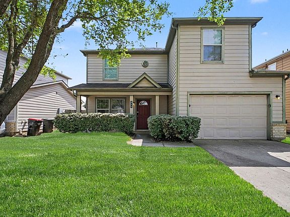 2nd image of 835 Grand Plains Dr