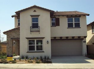 990 E Doves Nest Ave, La Habra, CA 90631