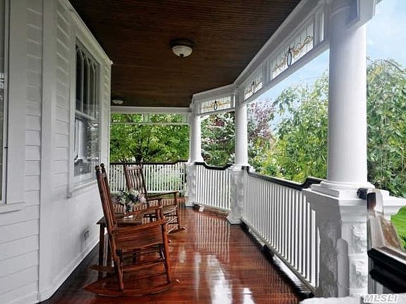 2nd image of 33 Broadway