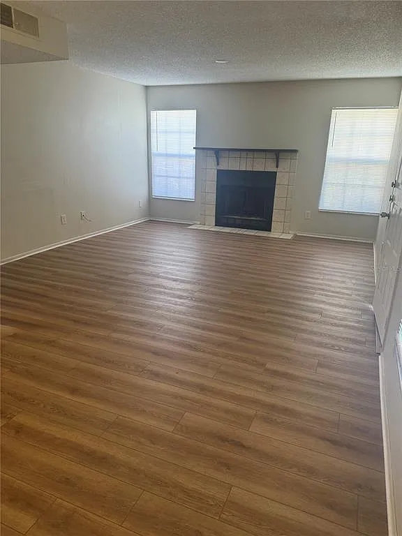 Building Photo - 3028 Bonaventure Cir #103