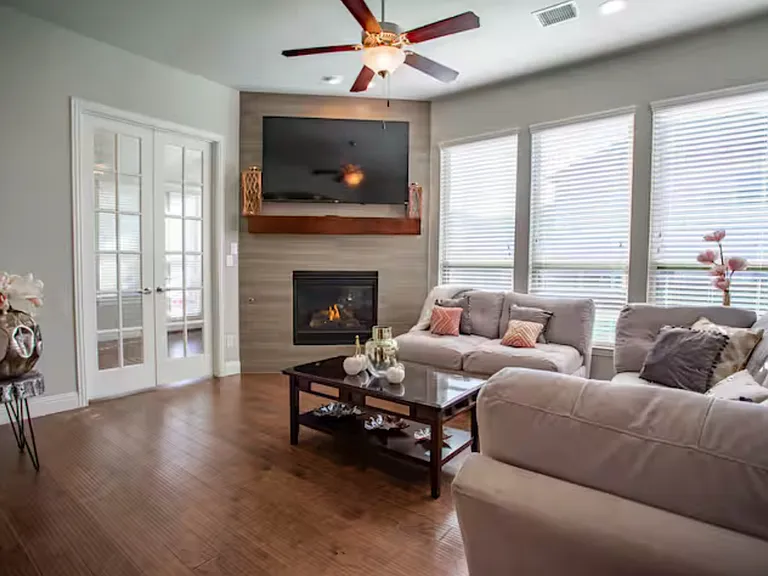 3610 Adriana Ave — Photo 9