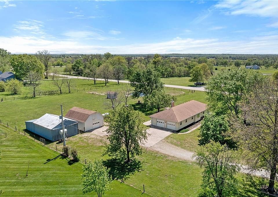 1st image of 34255 Lookout Rd