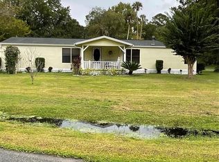 23702 Basin Dr, Astor, FL 32102