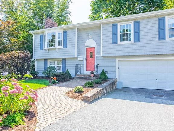 2nd image of 26 Brookside Dr