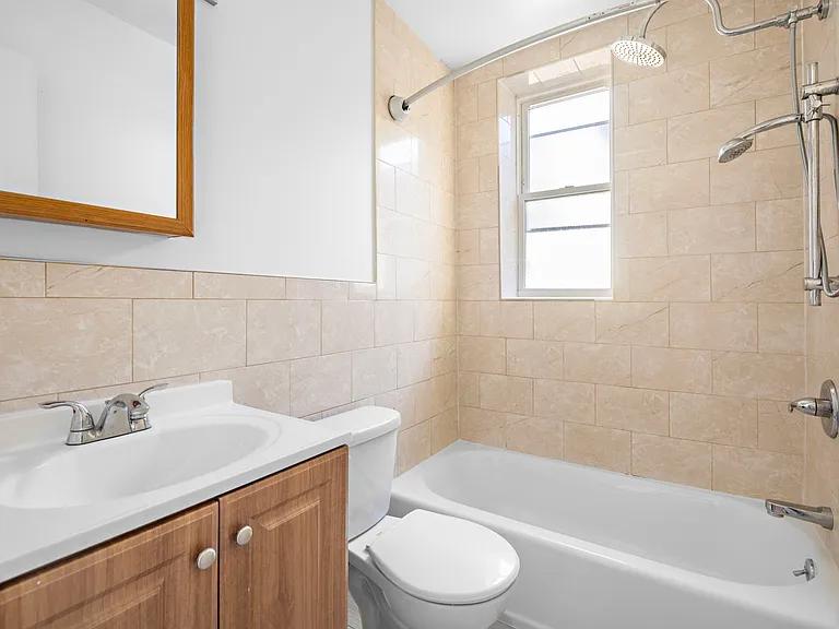 415 Baldwin Ave #1 — Photo 12