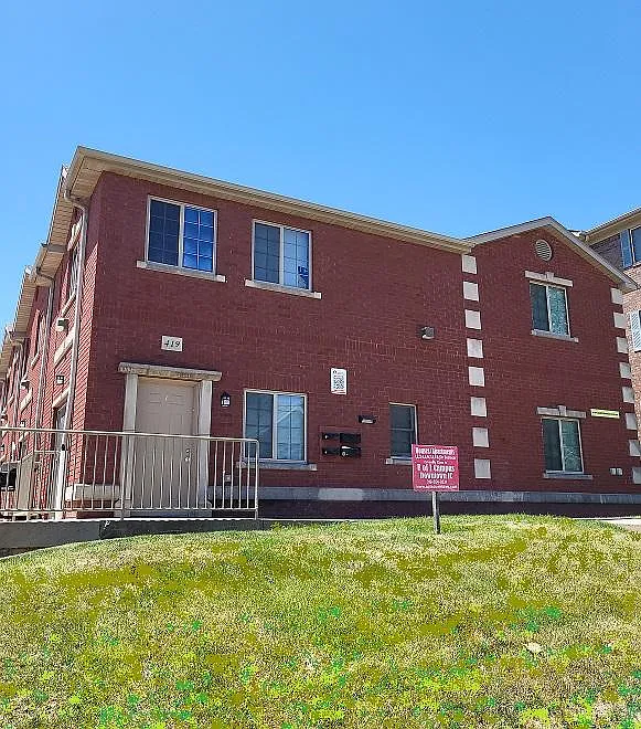 419 N Dubuque St #1