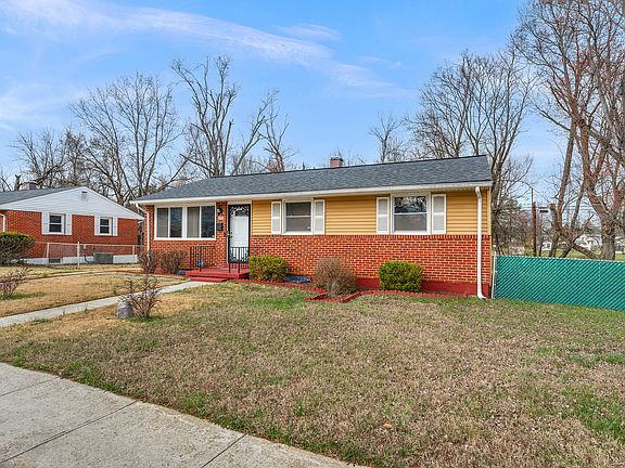 3rd image of 8402 Church Ln