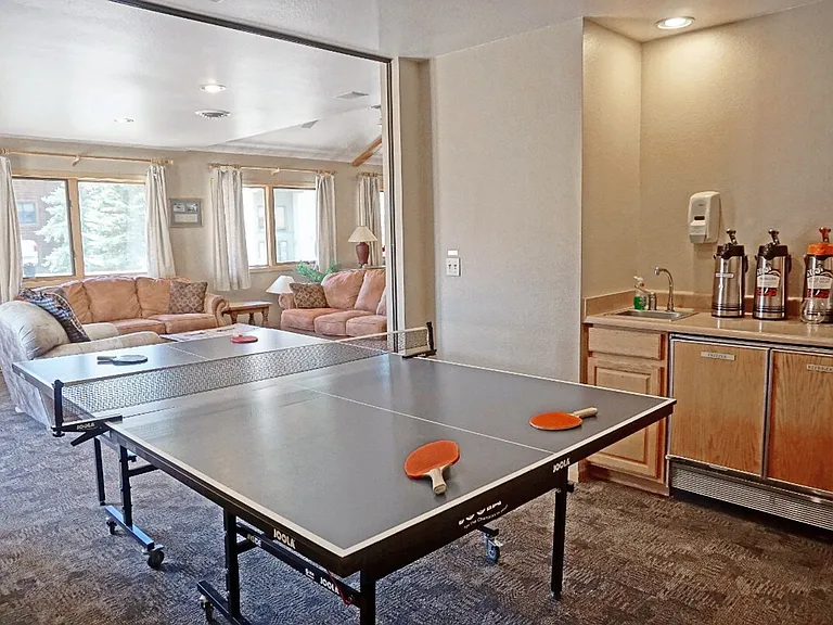 Building's Lounge