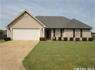 742 Hearn St, Henderson, TN 38340