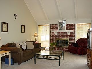 Large, vaulted great room