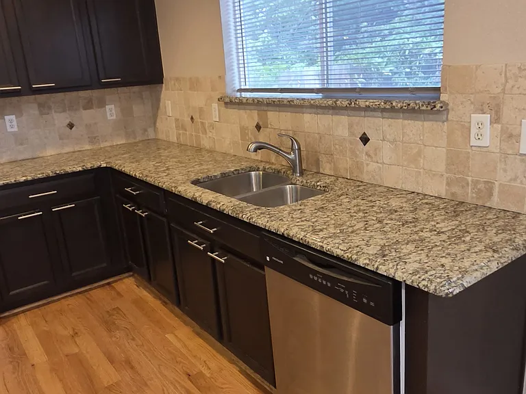 5572 S Quemoy Cir — Photo 5