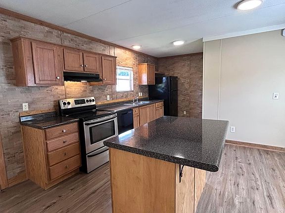 4th image of 203 Hilbert Dr Lot 15