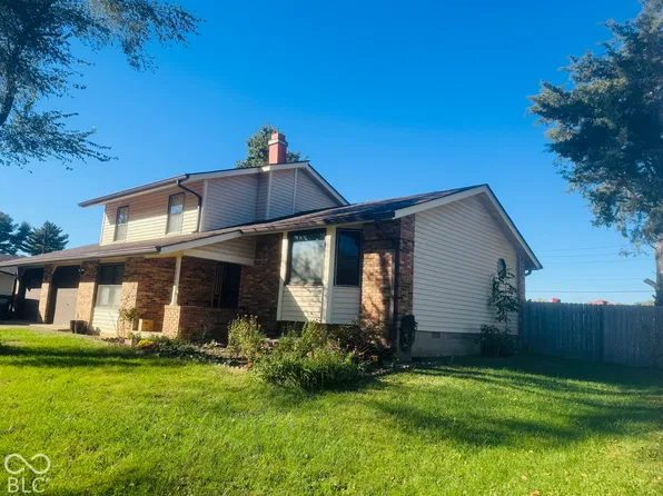 3960 Pineview Ln, Greenwood, IN 46142