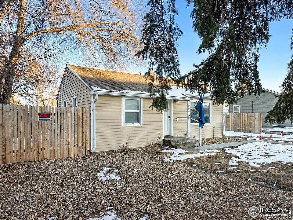 1st image of 1004 35th Avenue