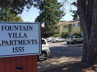 1555 Coburg Rd #4, Eugene, OR 97401