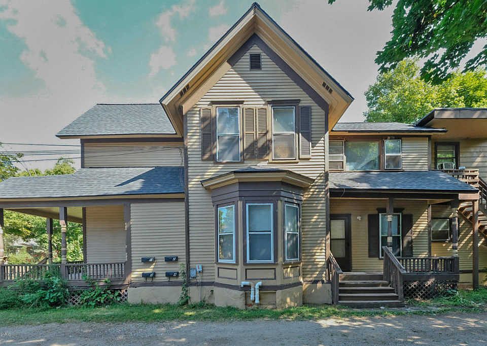 1st image of 418 Woodward Ave