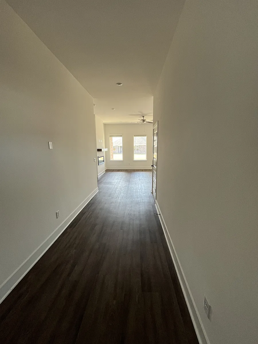 Building Photo - 495 W Gosling Isle