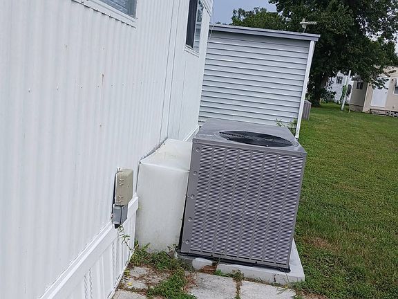 3rd image of 9925 Ulmerton Rd #376