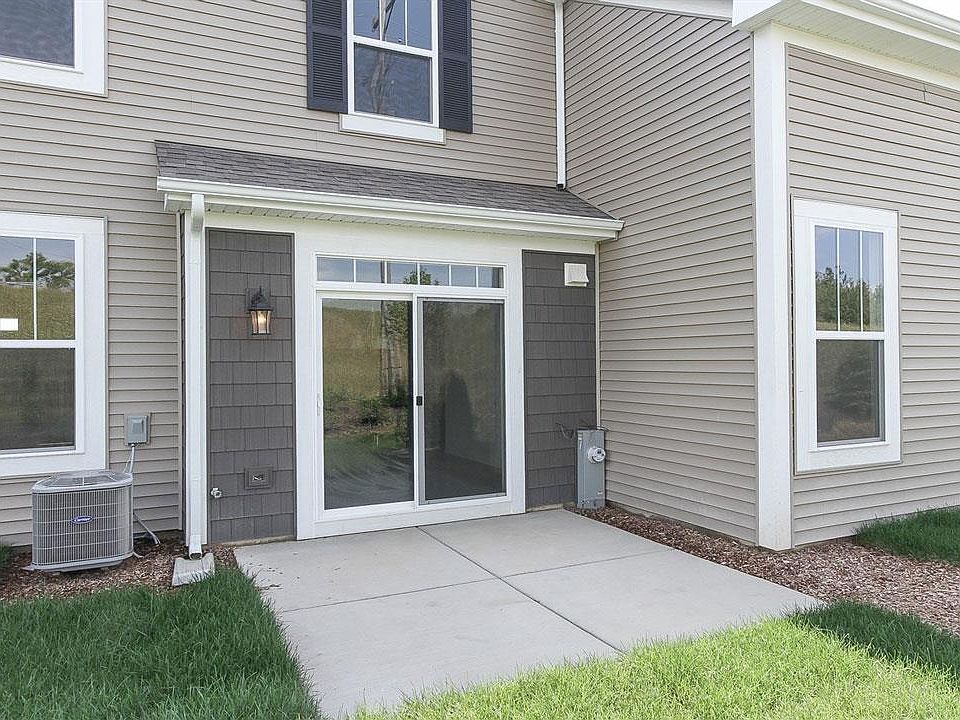 Located on 0502 in Sagebrook - The Townes at Sagebrook in Lockport, IL