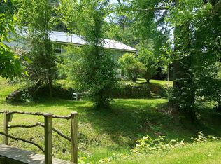 1131 Mineral Bluff Hwy, Mineral Bluff, GA 30559