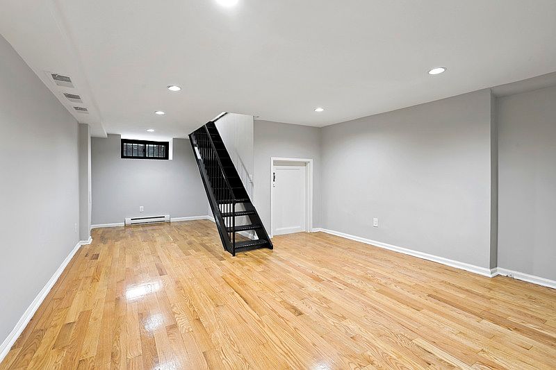 1st image of 514 E 88th St APT 1d