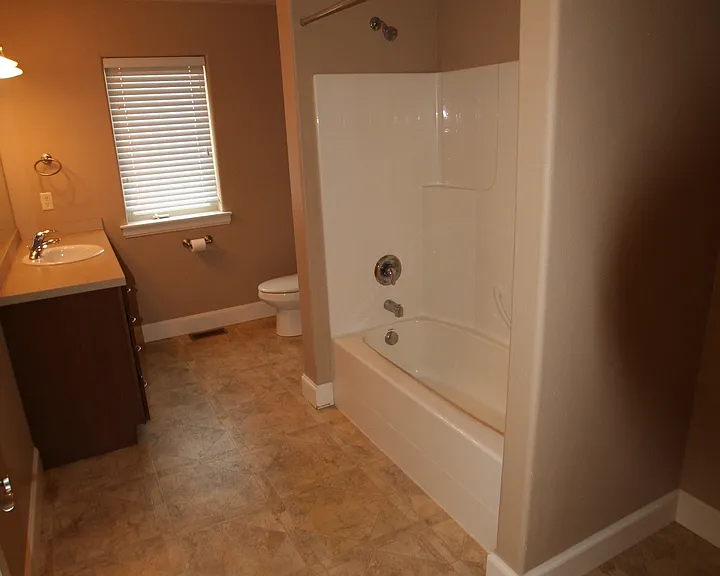 1126 N 15th Ave #201-208 — Photo 8