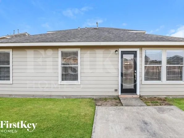 18126 Hillock Glen Ln, Cypress, TX 77429