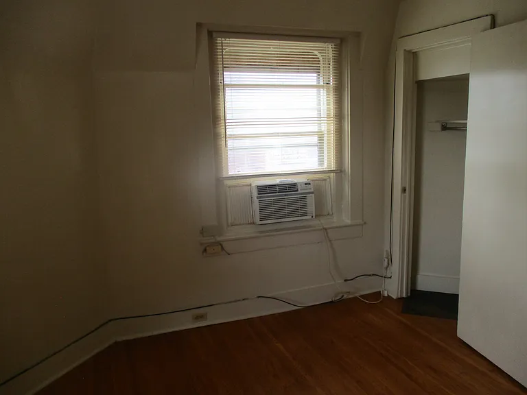 2 Bedroom