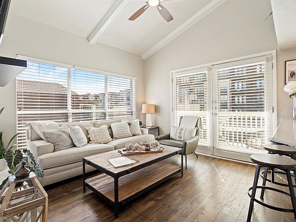 3rd image of 5916 Sandhurst Ln APT 225