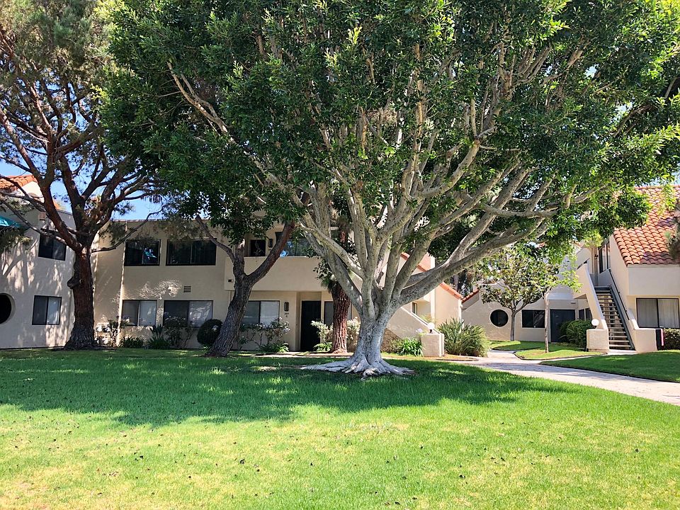Entrance to Unit D