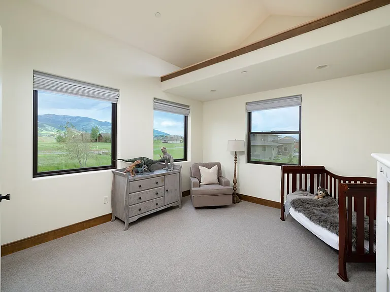 259 Prairie Glen Way — Photo 36