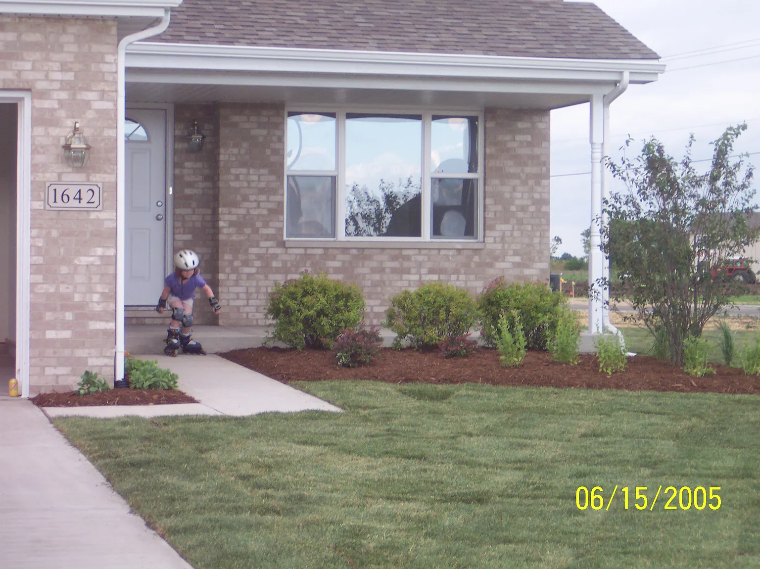 1642 Periwinkle Ct photo 1