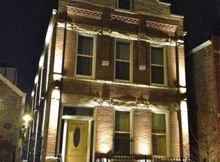 1725 W 17th St APT 2F, Chicago, IL 60608