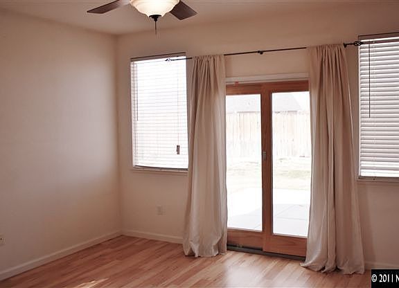 4th image of 24 Miller Springs Ct