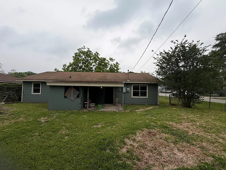 222 E John Alber Rd — Photo 21