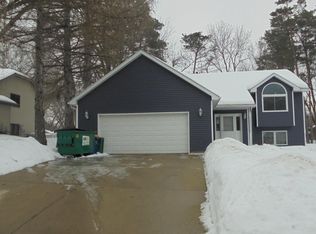 1019 3rd St SE, Faribault, MN 55021