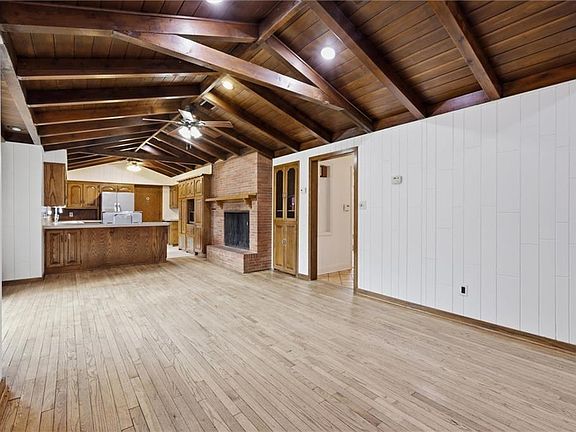 5th image of 9622 Sagamore Rd