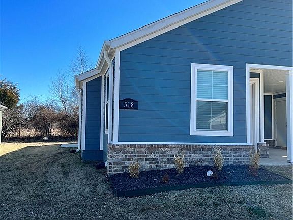 2nd image of 518 Cresswell Dr
