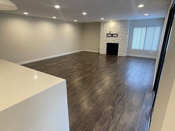 5th image of 1229 E Wilson Ave APT 204