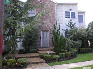10012 222nd St, Queens Village, NY 11429