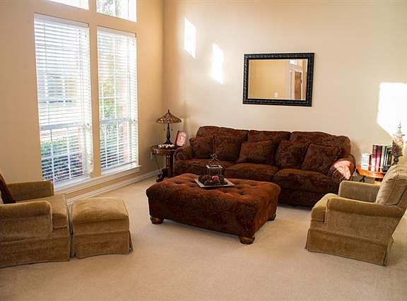 5th image of 1148 Heathrow Dr