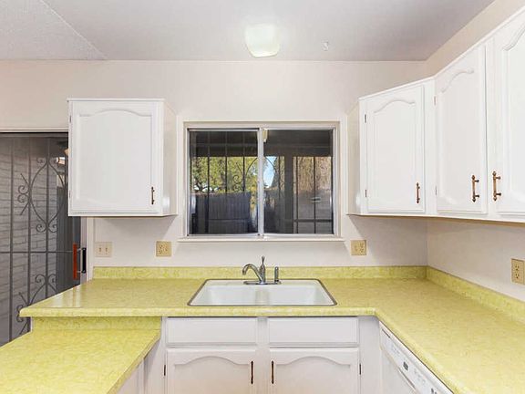 5th image of 6140 N Calle Platina