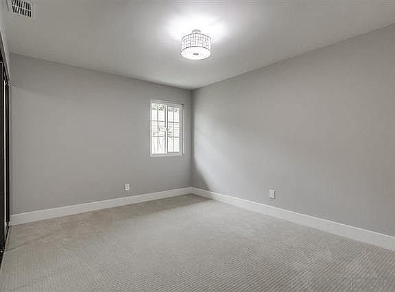 4th image of 10714 Cariuto Ct