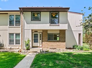 2008 Cambridge Dr, Crofton, MD 21114