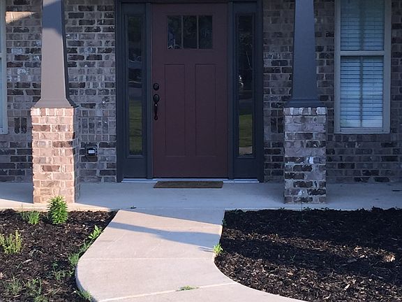 2nd image of 6801 Abbey Trace Dr