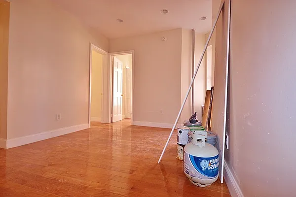 Rented by Bold New York | media 41