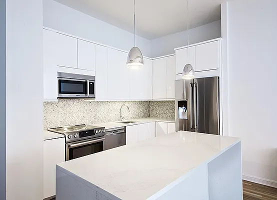 Rented by Warburg | media 9