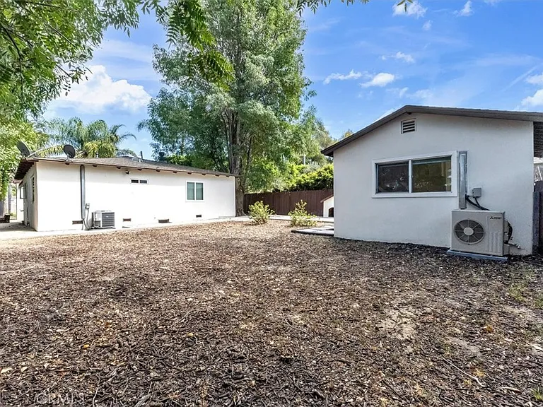 7015 Amigo Ave — Photo 27