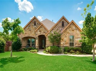 7601 Grace Dr, North Richland Hills, TX 76182